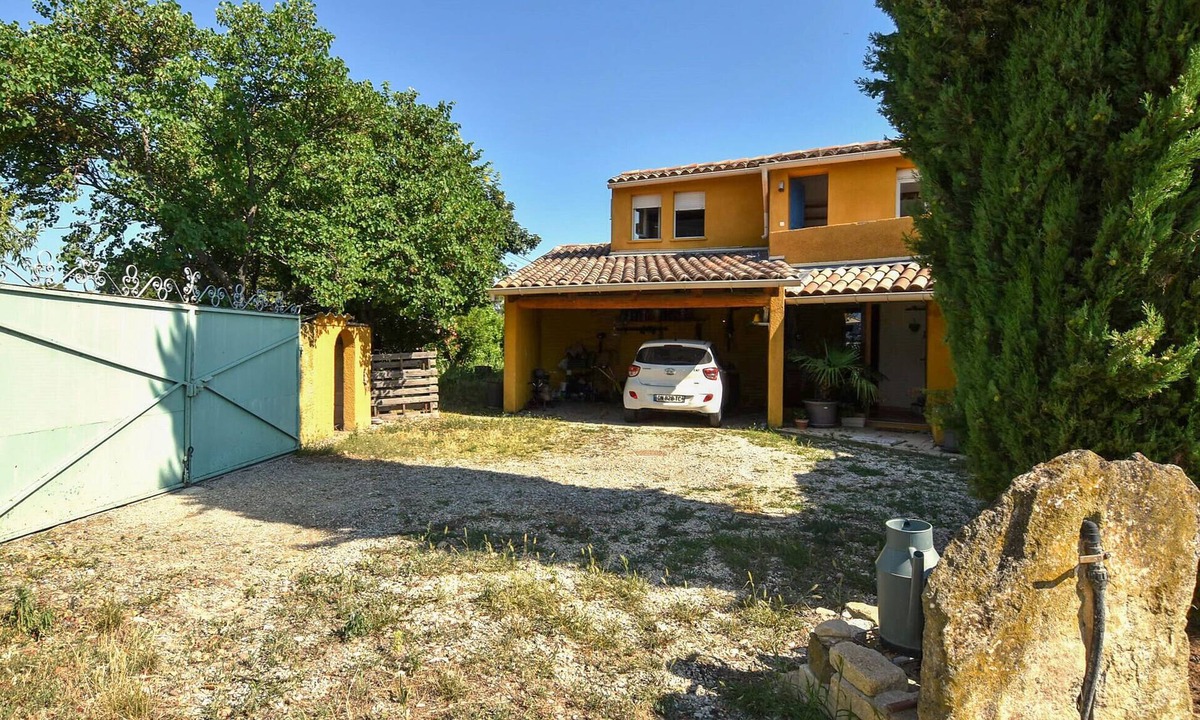 Caromb House | 1 bedroom gorgeous home in Caromb