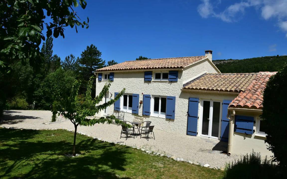 Beaumont-du-Ventoux House | 100 m² House ∙ 3 bedrooms ∙ 6 guests