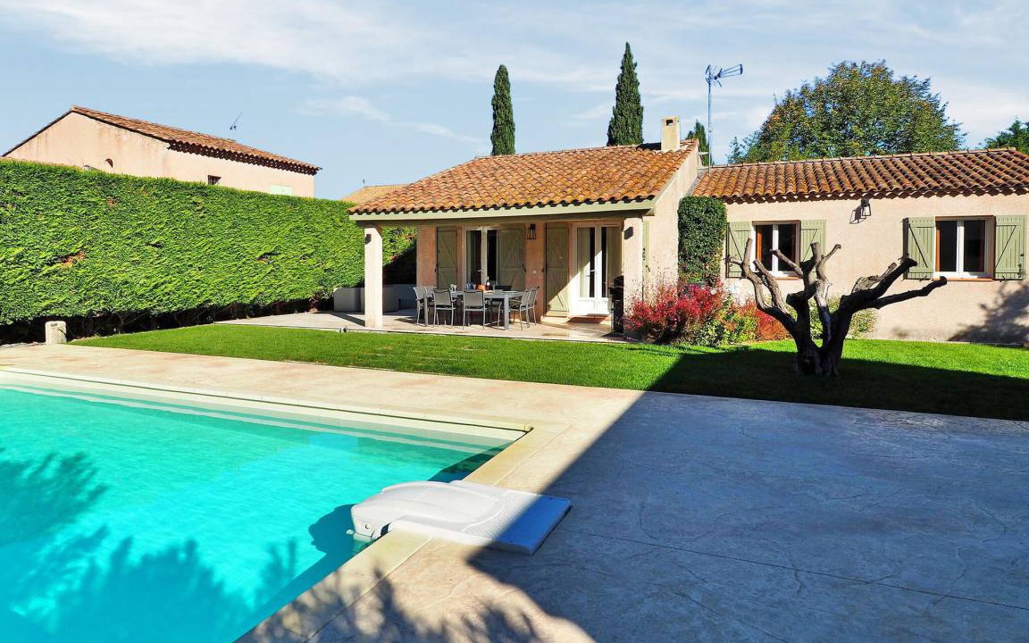 Mouries House | 100 m² House ∙ 3 bedrooms ∙ 6 guests