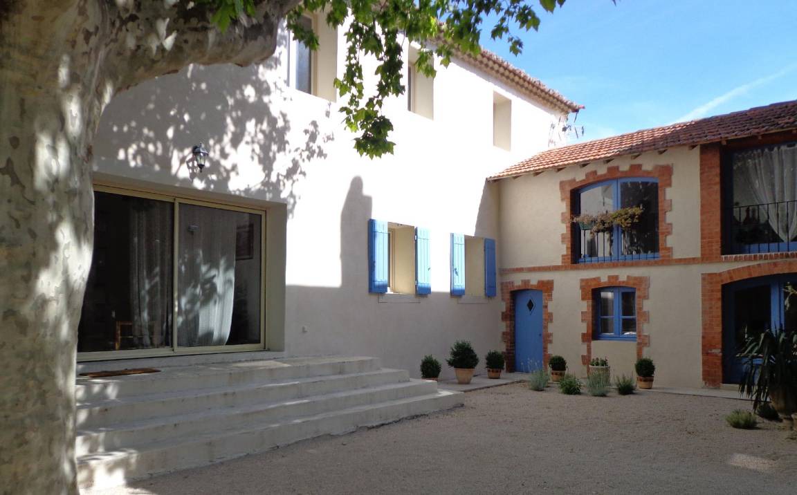 Cavaillon Apartment | 110 m² Apartment ∙ 2 bedrooms ∙ 4 guests