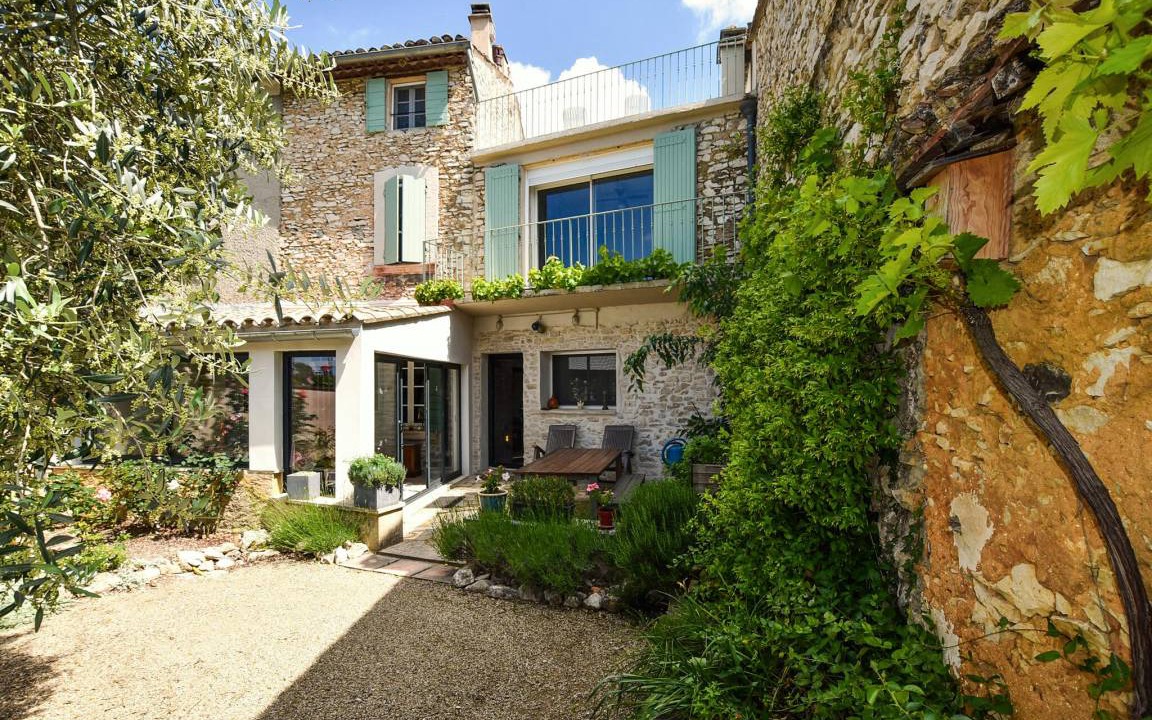 Villes-sur-Auzon House | 110 m² House ∙ 2 bedrooms ∙ 4 guests