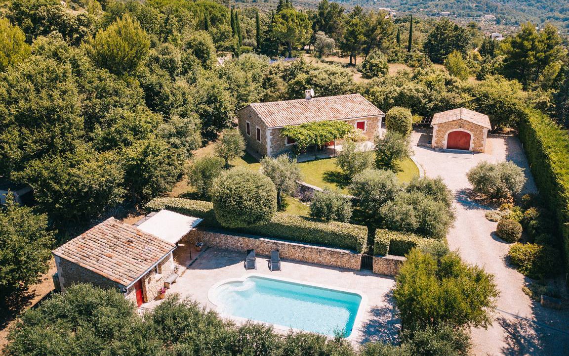 Lioux House | 120 m² House ∙ 3 bedrooms ∙ 6 guests