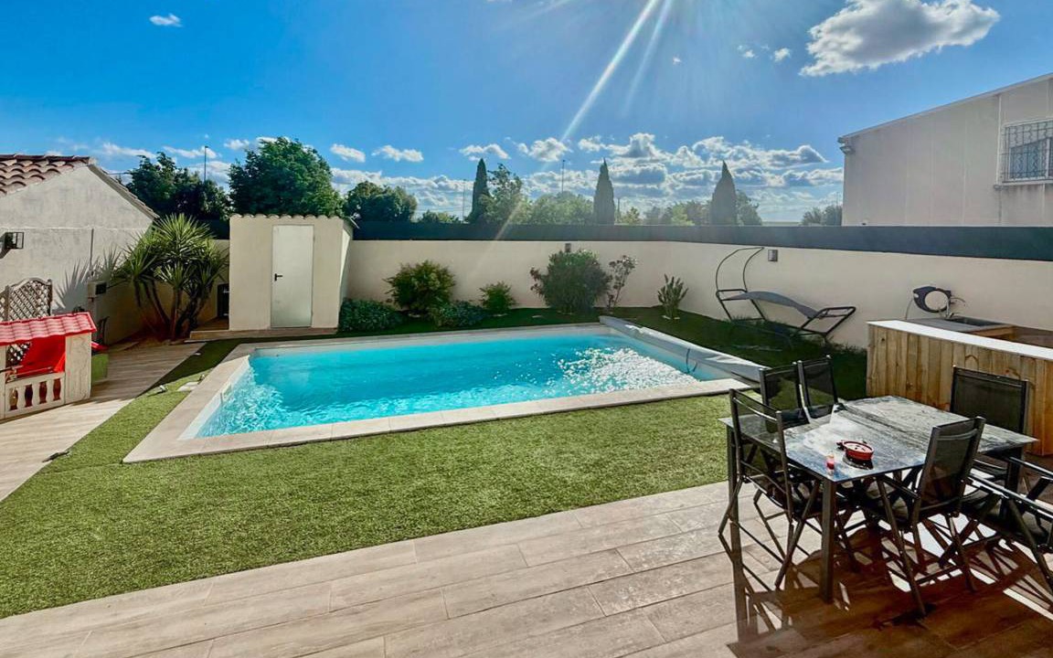 Rognac House | 125 m² House ∙ 4 bedrooms ∙ 7 guests