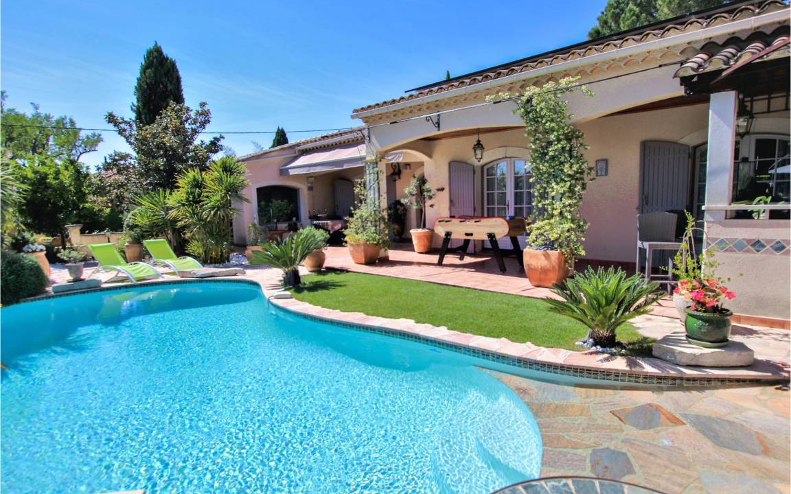 Les Angles House | 130 m² House ∙ 3 bedrooms ∙ 6 guests