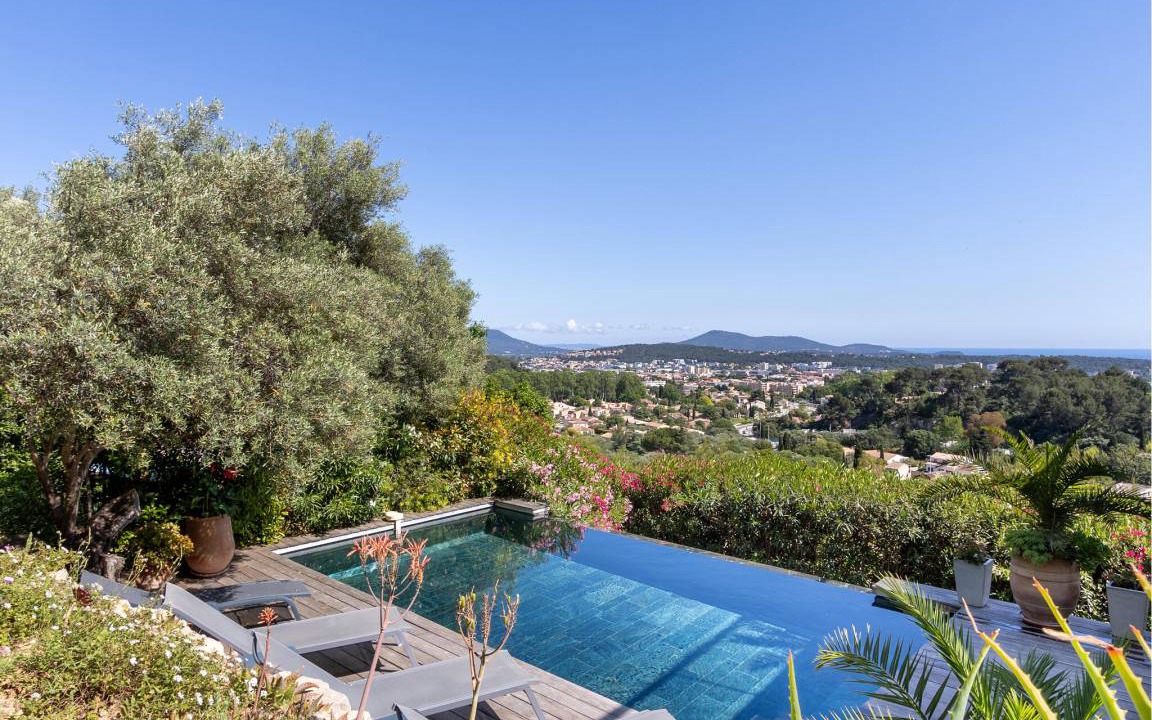La Valette-du-Var House | 144 m² House ∙ 3 bedrooms ∙ 6 guests