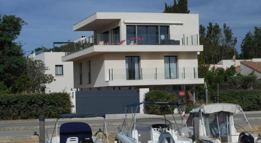 Miramar House | 150 m² House ∙ 4 bedrooms ∙ 10 guests