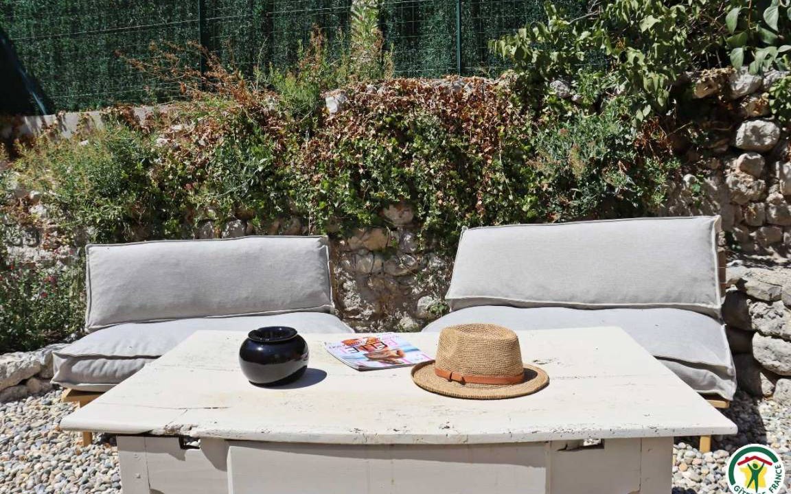 Buis-les-Baronnies House | 150 m² Gîte ∙ 3 bedrooms ∙ 6 guests