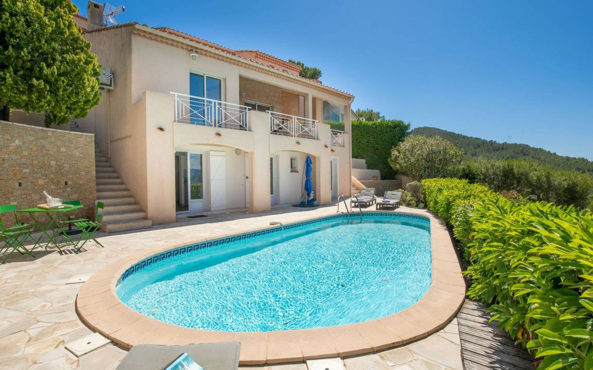 La Madrague House | 150 m² House ∙ 5 bedrooms ∙ 10 guests