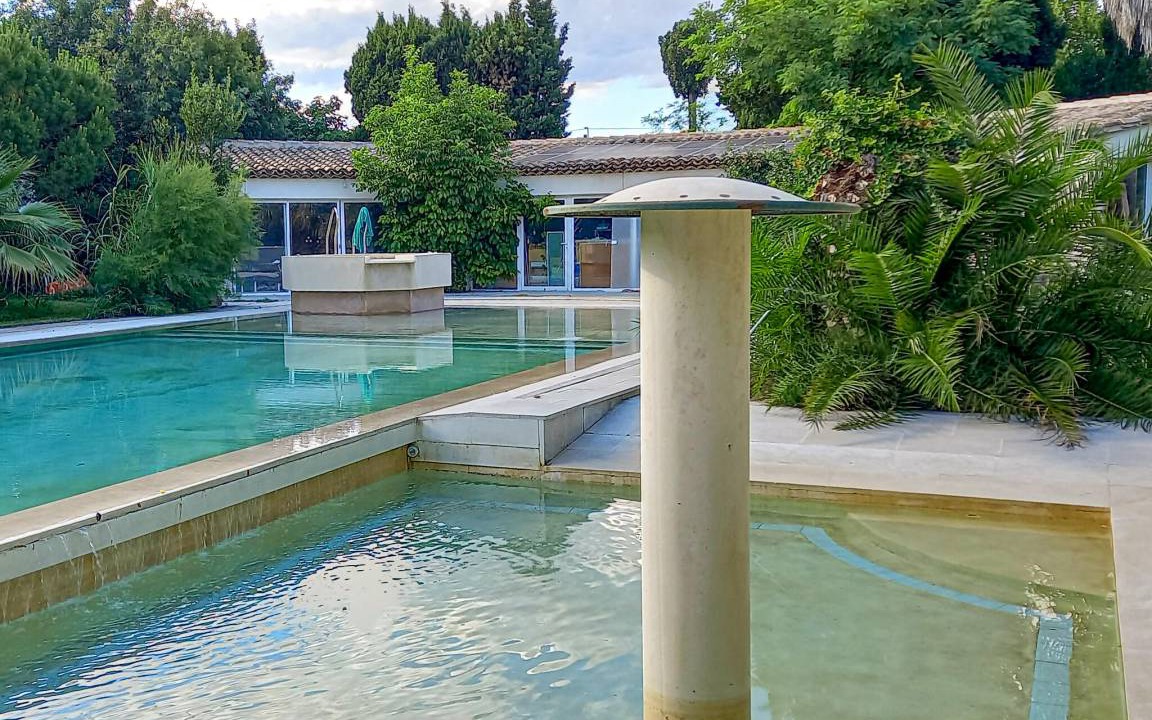Aramon House | 150 m² House ∙ 2 bedrooms ∙ 4 guests