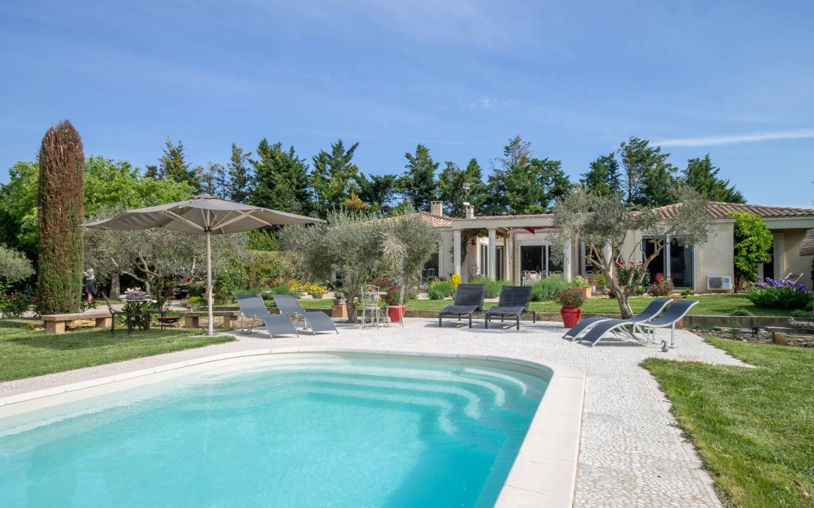 Tarascon Villa | 154 m² Villa ∙ 3 bedrooms ∙ 6 guests