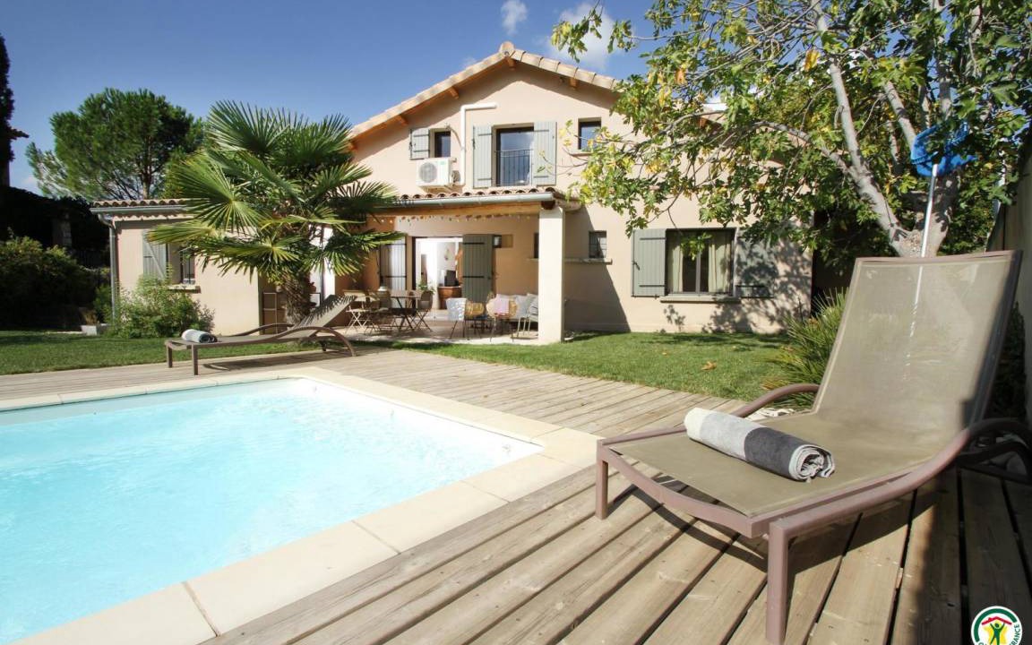 Buis-les-Baronnies House | 160 m² Gîte ∙ 3 bedrooms ∙ 6 guests