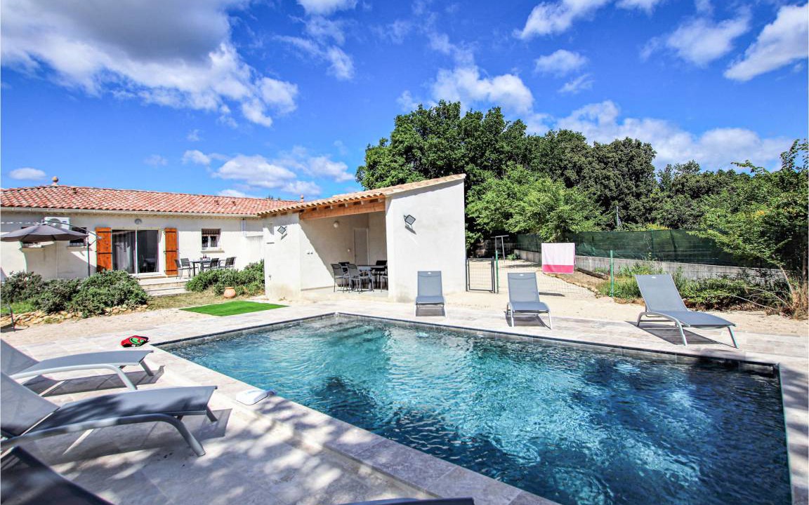 Rochefort-du-Gard House | 180 m² House ∙ 6 bedrooms ∙ 13 guests