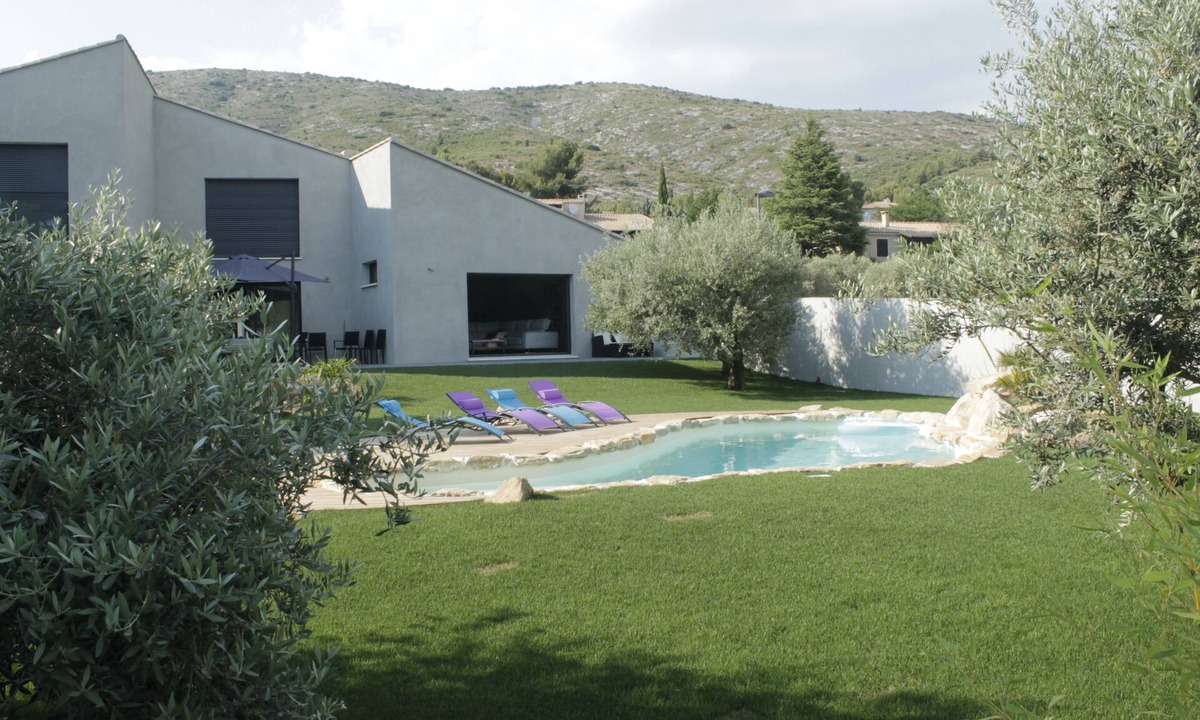 Puyloubier House | 2 independent B & B at the foot of Sainte Victoire