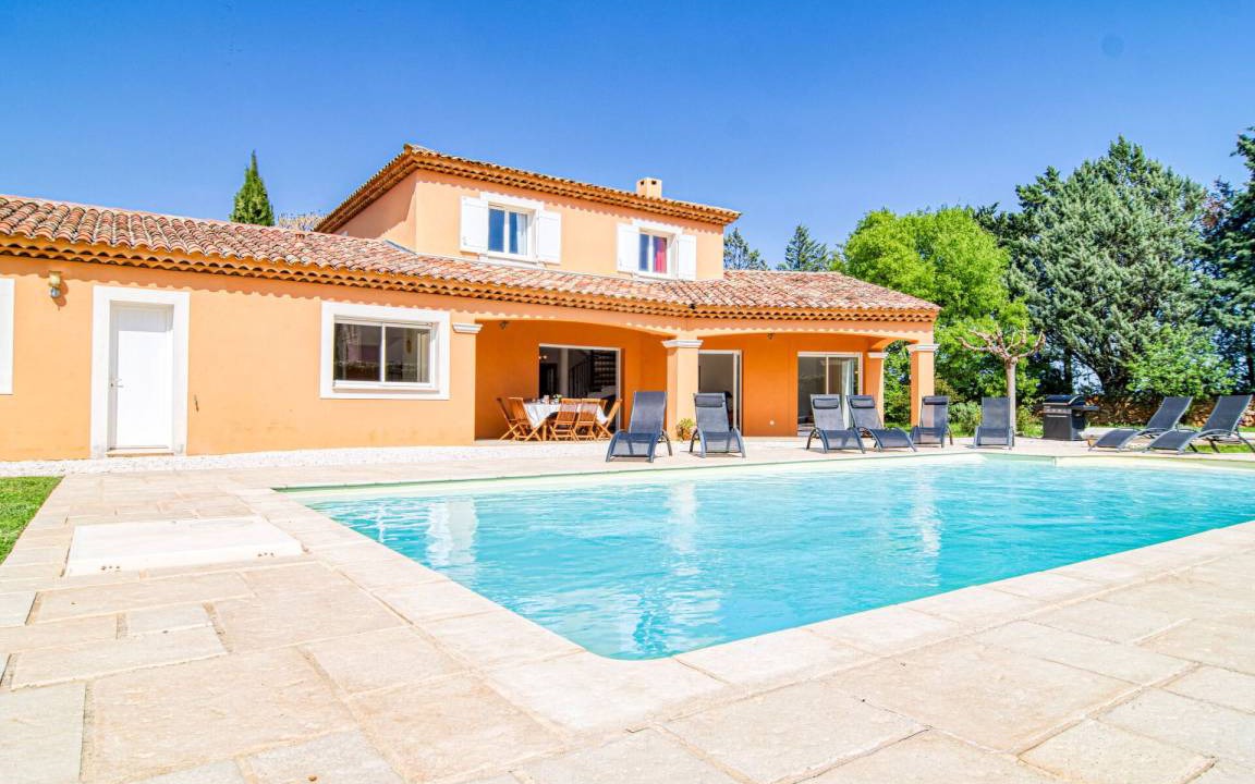 Montfort-sur-Argens Other | 200 m² Accommodation ∙ 4 bedrooms ∙ 8 guests