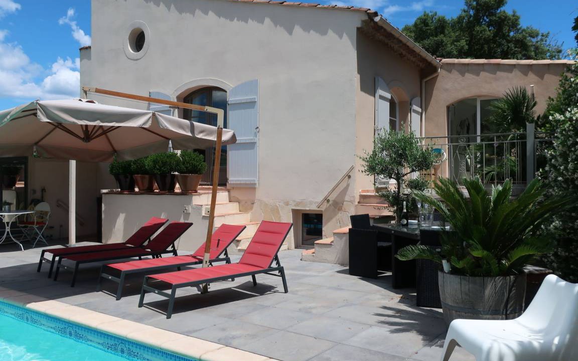La Mole House | 200 m² House ∙ 3 bedrooms ∙ 6 guests