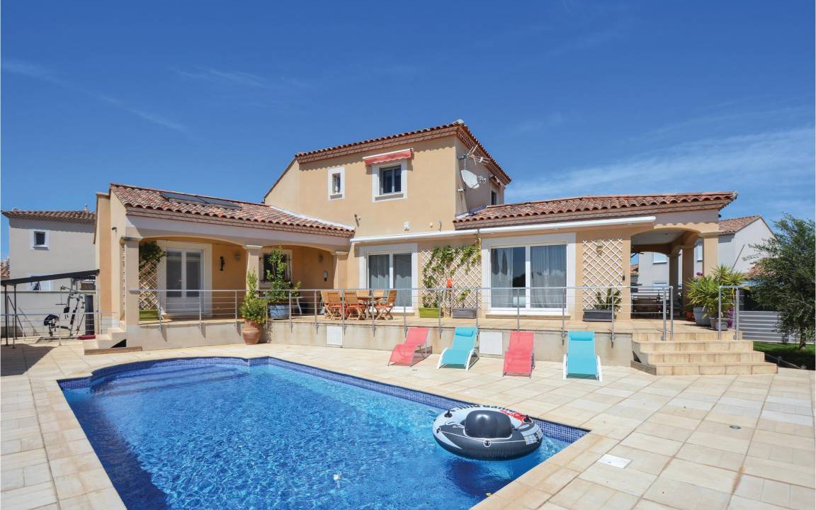 Saint-Gilles House | 240 m² House ∙ 5 bedrooms ∙ 6 guests