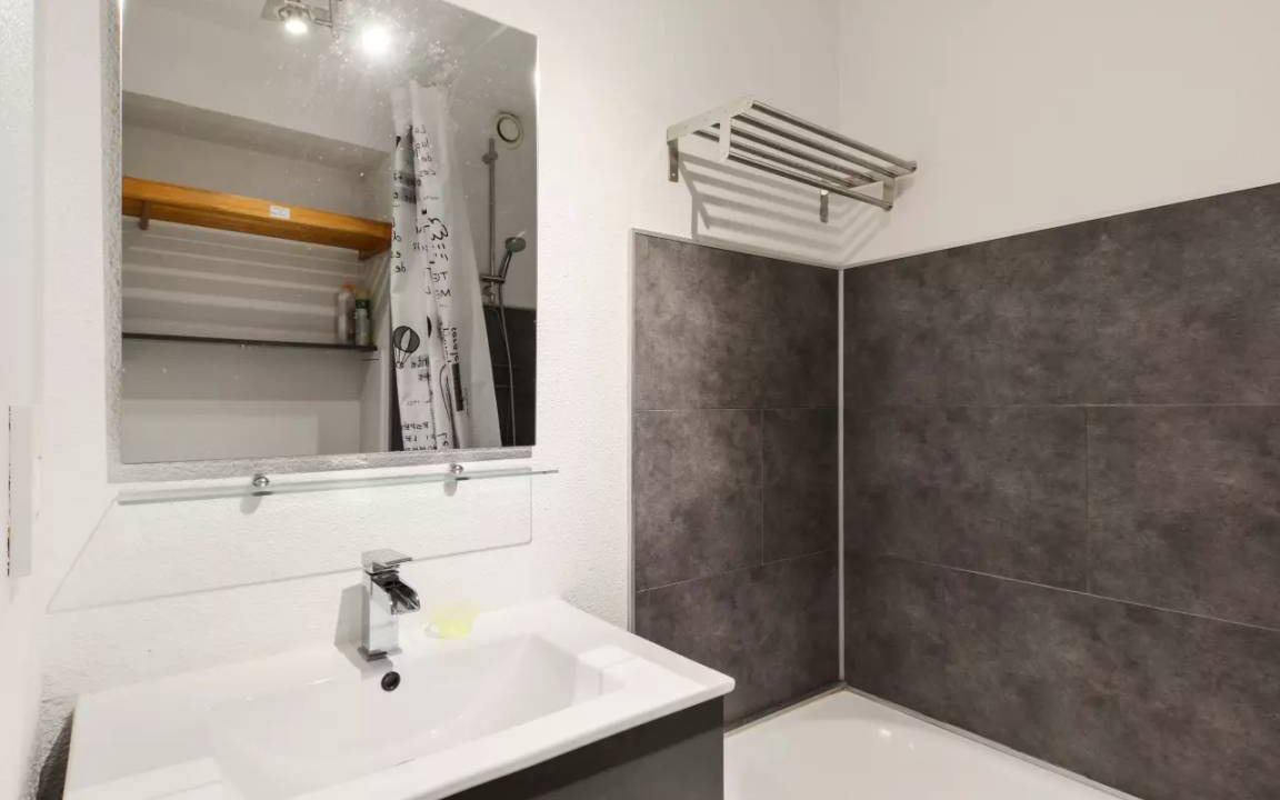 Toulon - Hyeres Apartment | 25 m² Studio flat ∙ 1 bedroom ∙ 4 guests