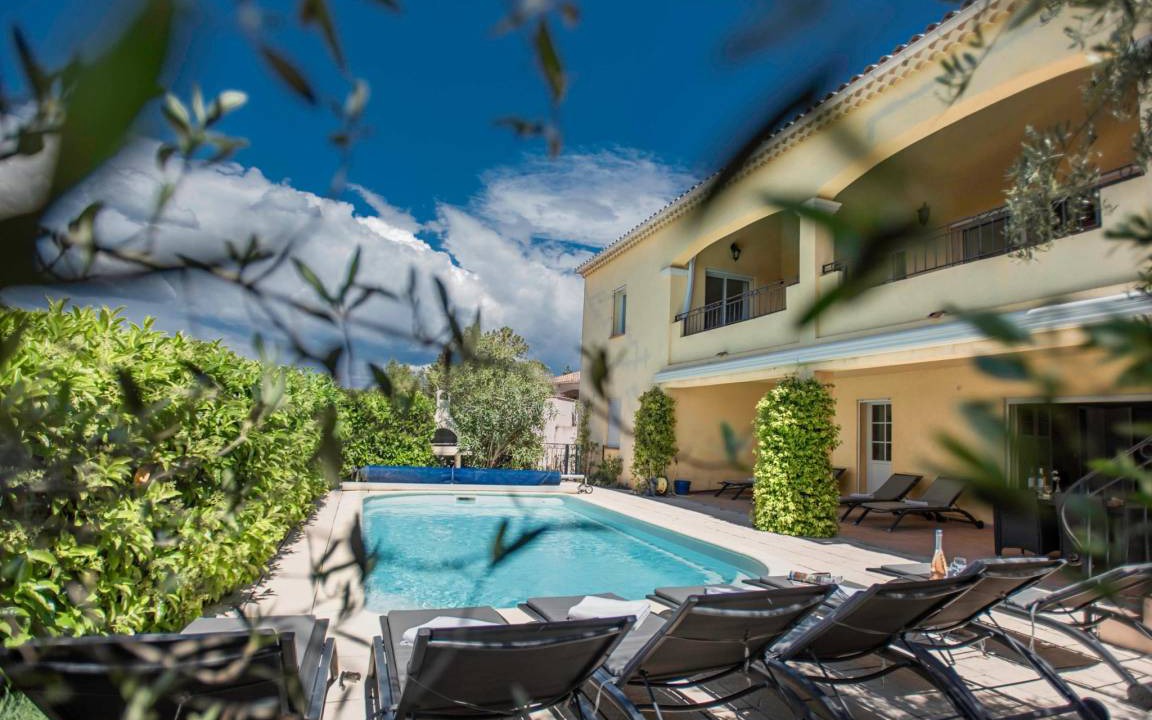Vidauban Villa | 250 m² Villa ∙ 5 bedrooms ∙ 10 guests