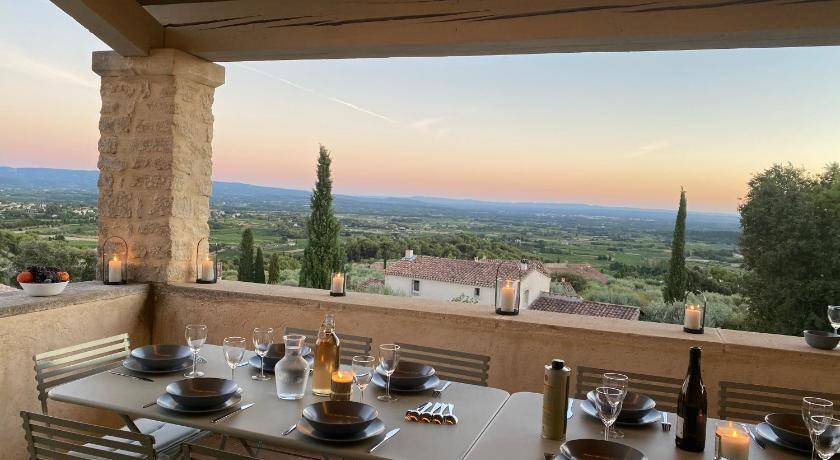 Le Barroux Villa | 260 m² Villa ∙ 6 bedrooms ∙ 13 guests
