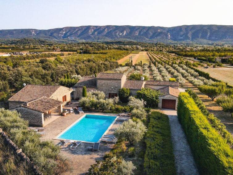 Gordes House | 290 m² House ∙ 4 bedrooms ∙ 10 guests