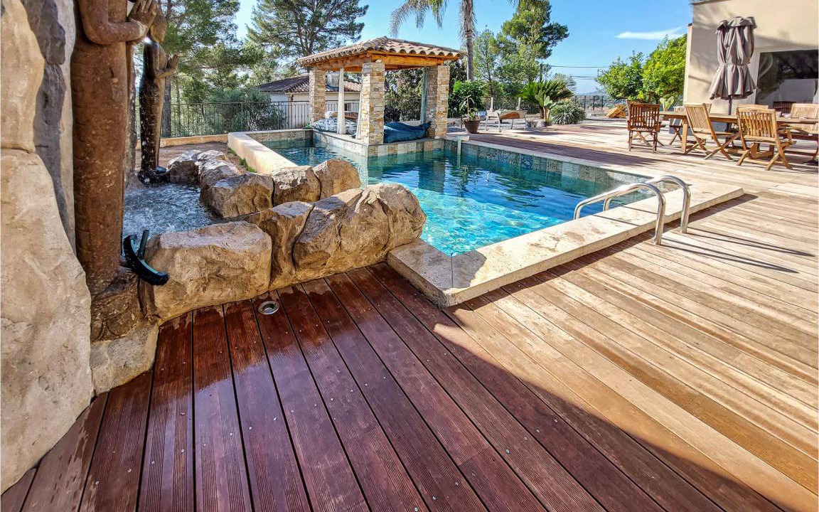 Cuers House | 300 m² House ∙ 4 bedrooms ∙ 8 guests