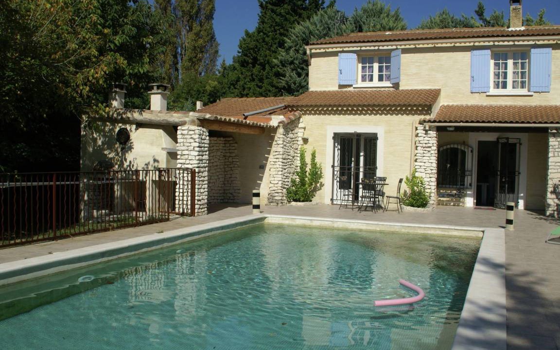 Le Thor House | 300 m² House ∙ 6 bedrooms ∙ 12 guests