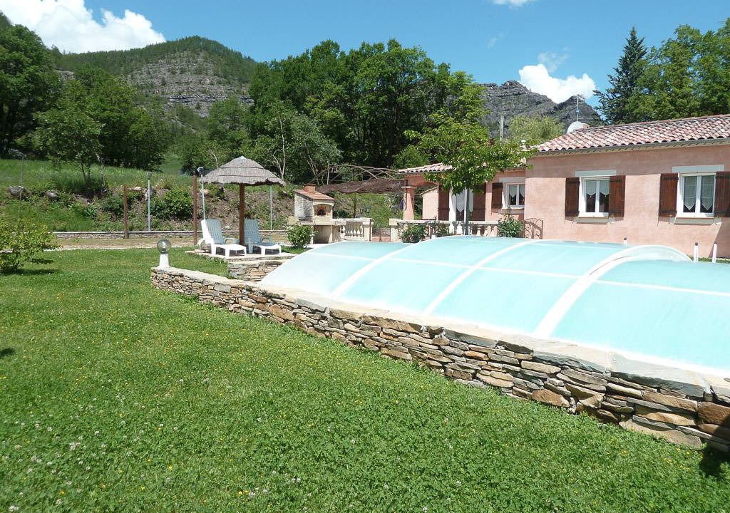 Marcoux House | 35 m² Gîte ∙ 1 bedroom ∙ 2 guests