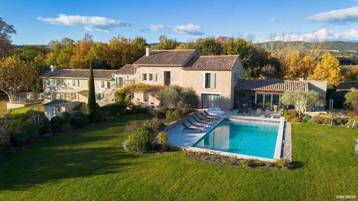 Gordes House | 355 m² House ∙ 5 bedrooms ∙ 10 guests