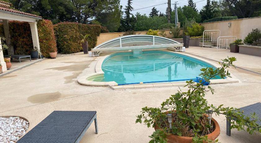Chateauneuf-de-Gadagne Bed & Breakfast | 40 m² Bed and breakfast ∙ 1 bedroom ∙ 4 guests