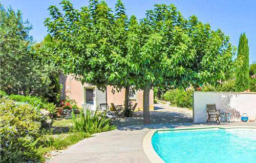 Caumont-sur-Durance Apartment | 40 m² Apartment ∙ 1 bedroom ∙ 2 guests