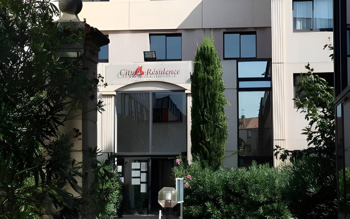 Aix-en-Provence Apartment | 42 m² Serviced apartment ∙ 127 guests
