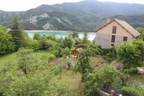 Saint-Julien-du-Verdon Apartment | 45 m² Apartment ∙ 1 bedroom ∙ 4 guests