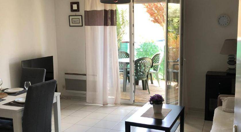 Le Pontet Apartment | 46 m² Apartment ∙ 1 bedroom ∙ 4 guests