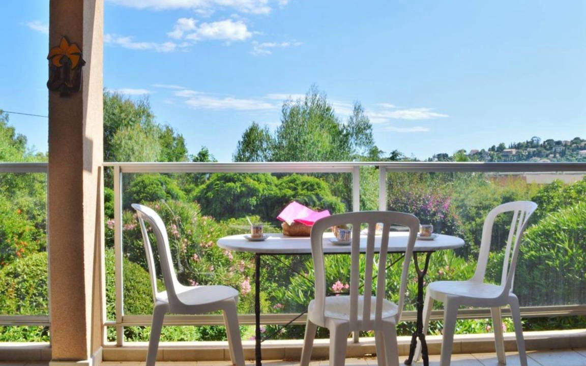 Le Lavandou Apartment | 50 m² Apartment ∙ 1 bedroom ∙ 4 guests