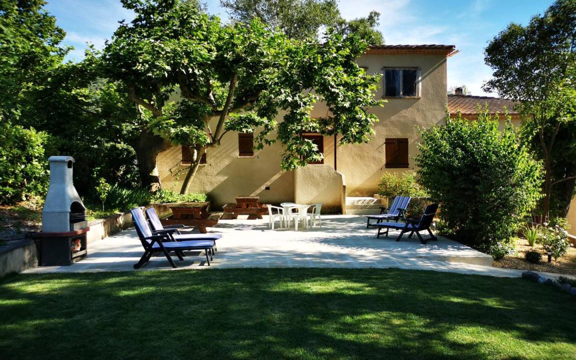 Oraison House | 50 m² Gîte ∙ 2 bedrooms ∙ 6 guests