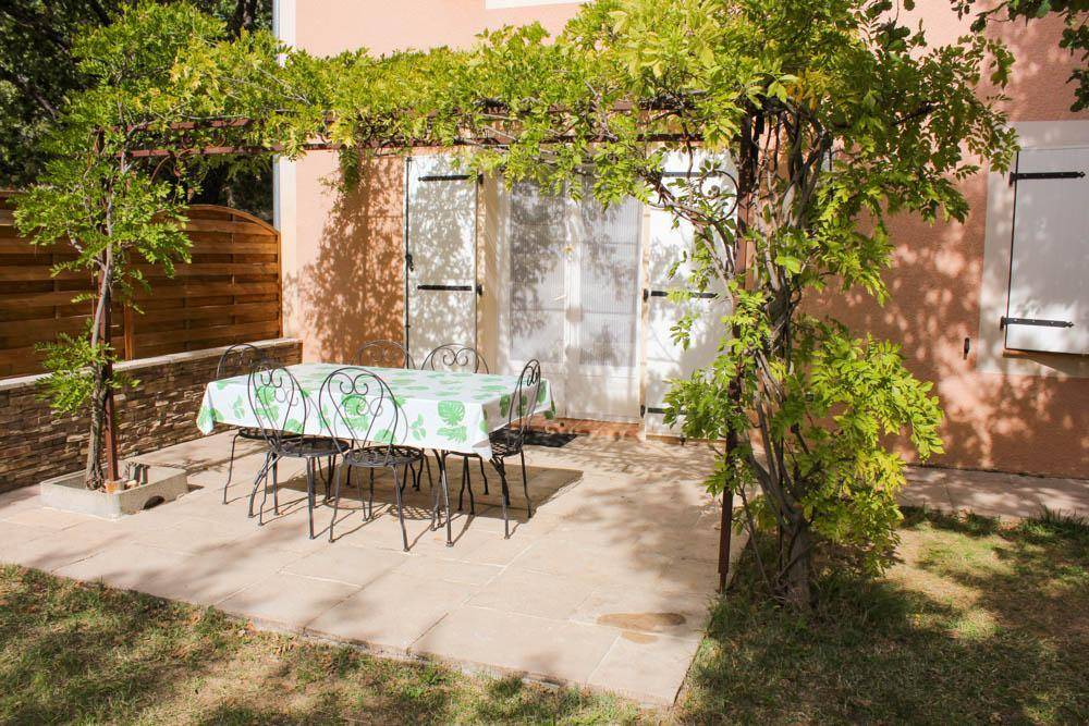 Moustiers-Sainte-Marie House | 55 m² Gîte ∙ 2 bedrooms ∙ 4 guests