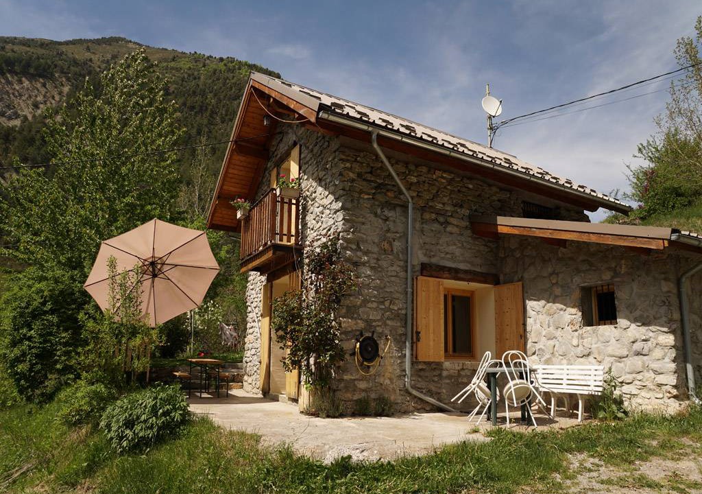 Auzet House | 55 m² Gîte ∙ 2 bedrooms ∙ 4 guests