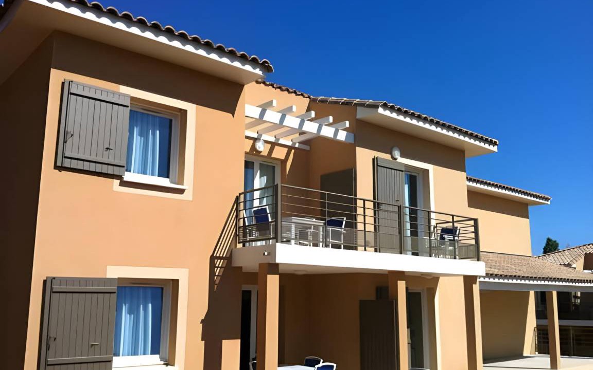 La Londe-les-Maures Hotel | 57 m² Hotel ∙ 2 bedrooms ∙ 6 guests