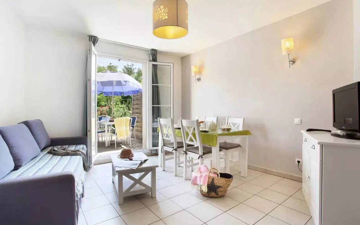 Cabries Apartment | 60 m² Apartment ∙ 3 bedrooms ∙ 8 guests