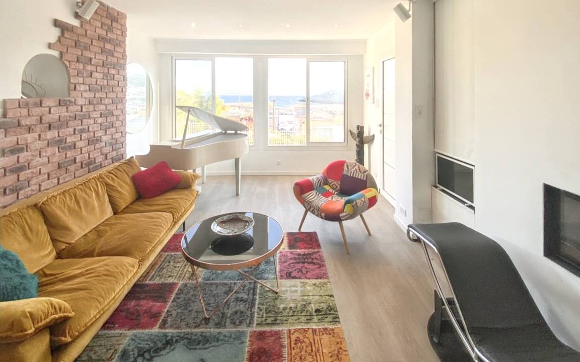 8th Arrondissement House | 70 m² House ∙ 2 bedrooms ∙ 4 guests