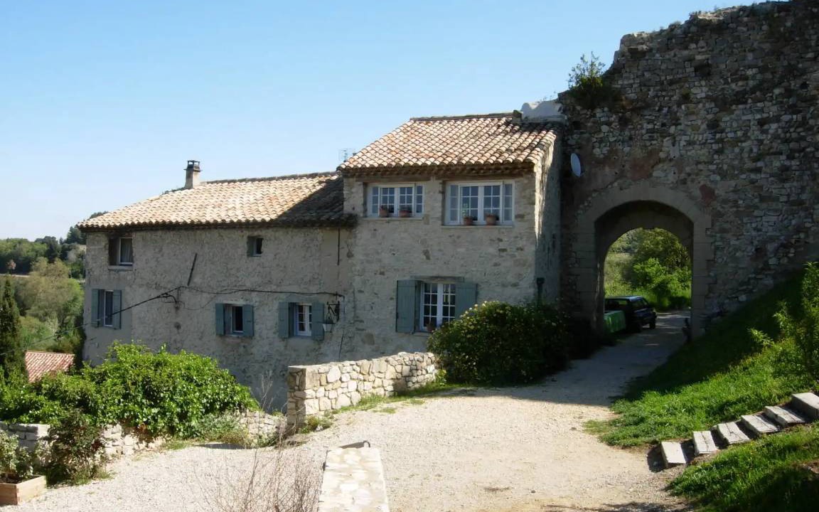 Gigondas House | 75 m² House ∙ 2 bedrooms ∙ 4 guests