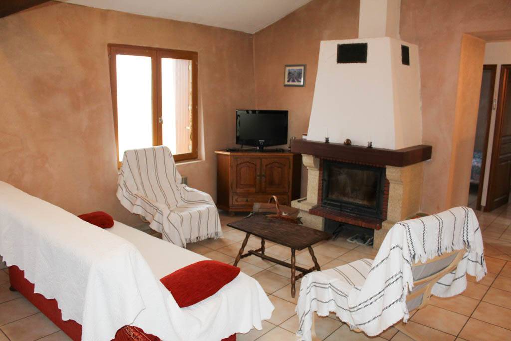 Les Omergues House | 83 m² Gîte ∙ 3 bedrooms ∙ 6 guests