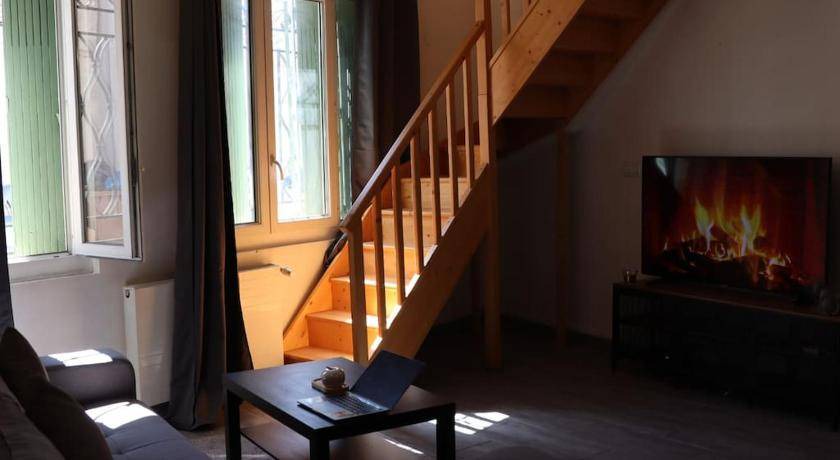 Pont de Vivaux Apartment | 87 m² Apartment ∙ 2 bedrooms ∙ 4 guests