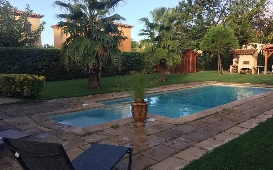 Plan-de-Cuques Apartment | 90 m² Apartment ∙ 1 bedroom ∙ 4 guests
