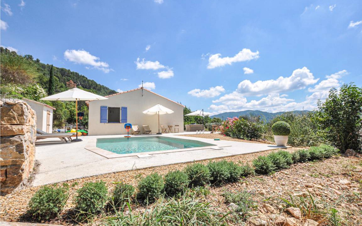 Bargemon House | 90 m² House ∙ 3 bedrooms ∙ 6 guests
