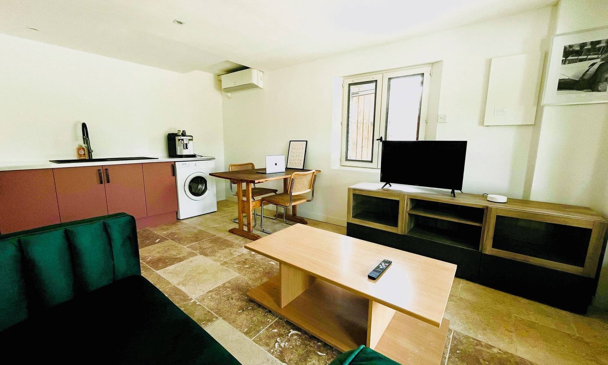 Grillon Apartment | Adult Only - Appartement au Calme