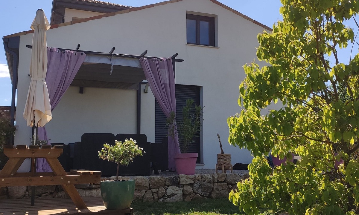 Saint-Cezaire-sur-Siagne House | AIR-CONDITIONED SELF-CONTAINED APARTMENT WITH PRIVATE GARDEN, RELAXATION AREA AND JACUZZI.