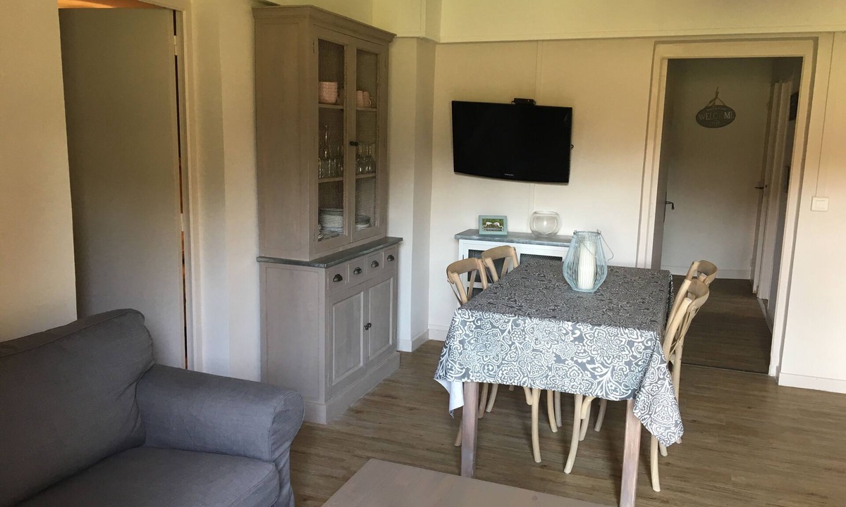 St.-Remy-de-Provence Apartment | all new, all beautiful! A quiet vacation