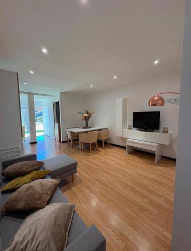 Ensues-la-Redonne Apartment | Andromède