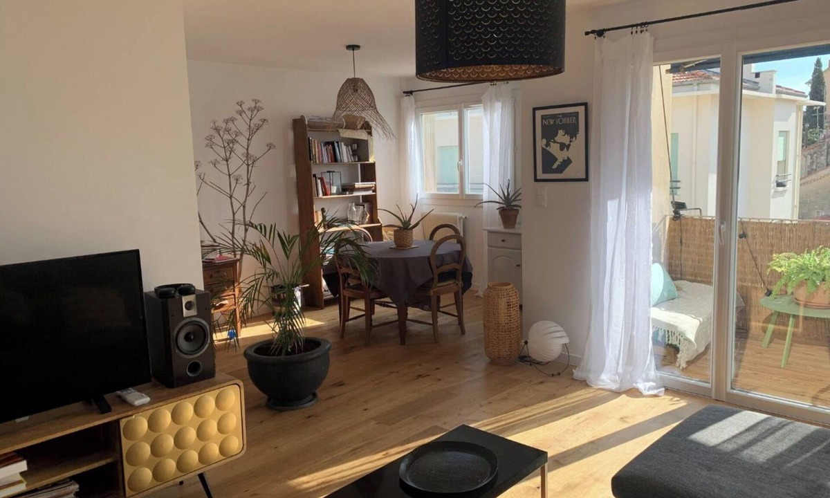 Le Mourillon Apartment | Apartment 2 minutes walk from the beach